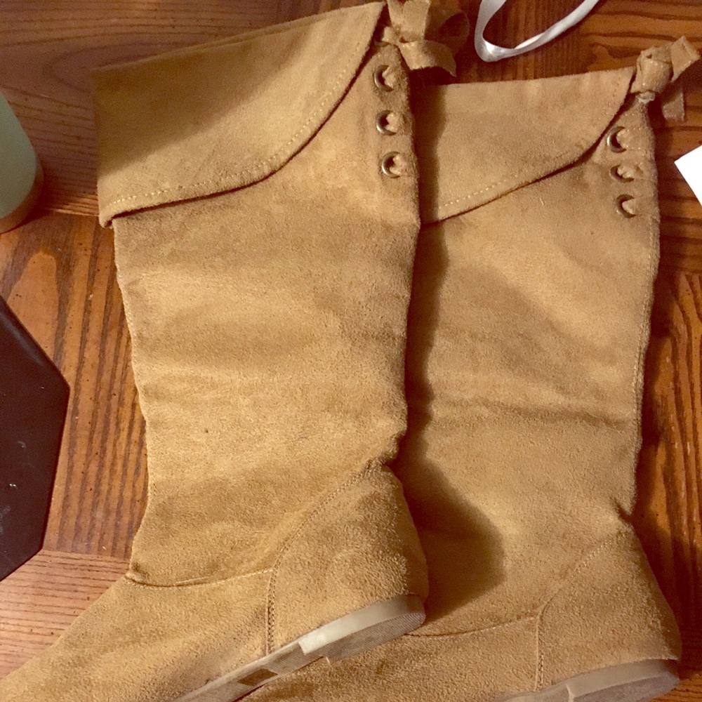 Boots!